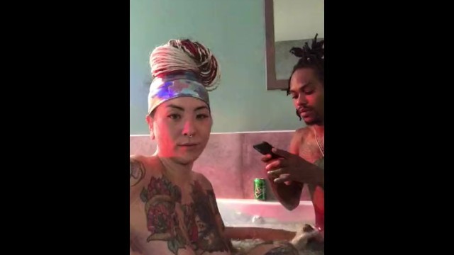Jacuzzi dick suckin party with OFFSET lookalike