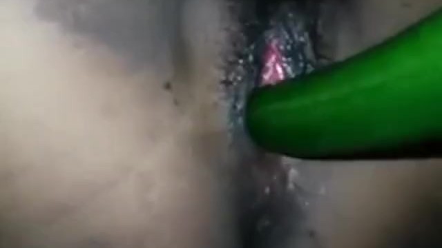 vegetables fucking with her friend