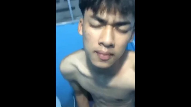 Thai jerk off in bathroom before take a shower