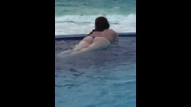 Slow motion pool booty